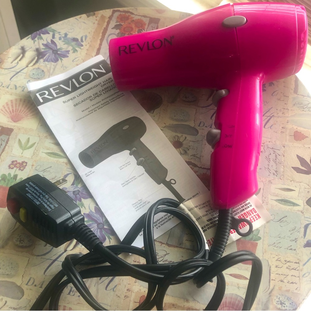 REVLON Super Lightweight Hair Dryer Purple 1875 Watts